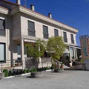 Hostal Restaurante Vial Ourense Exterior photo