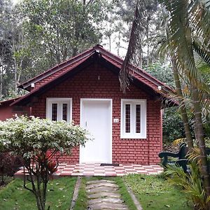 Grange Resort Yercaud Exterior photo