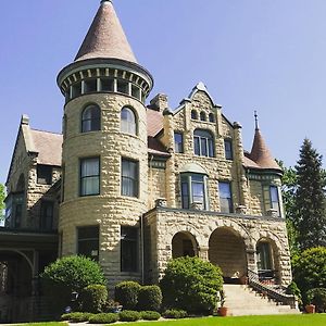 Bed and breakfast Castle La Crosse Exterior photo