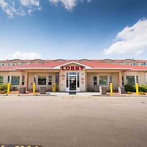 Western Budget Inns&Suites Leduc Exterior photo