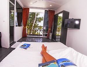 Hôtel Seven Corals à Maafushi Exterior photo