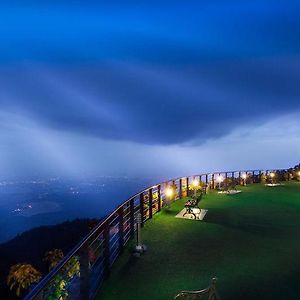 Hotel Grt Nature Trails Sky Rocca à Yercaud Exterior photo