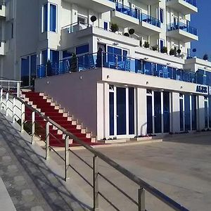 Aler Holiday Inn Saranda Exterior photo