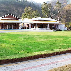 Four Banyans Spirit&Nature Resort Rāipur Exterior photo