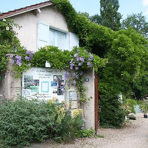 Gîtes du Jardin Francais Ermenonville Exterior photo