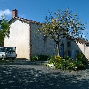 Bed and breakfast Vendrennes Chez Florymarysol Exterior photo