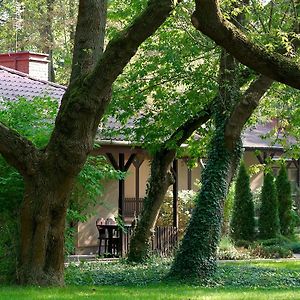 Hotel Lipowy Przyladek - Szkolenia I Wypoczynek à Serock Exterior photo