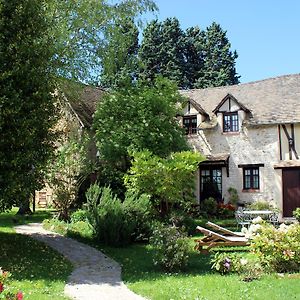 Bed and Breakfast Le Clos Dormont à Saint-Étienne-sous-Bailleul Exterior photo