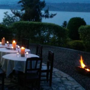 Lake Ruhondo Lodge And Tented Camp Exterior photo