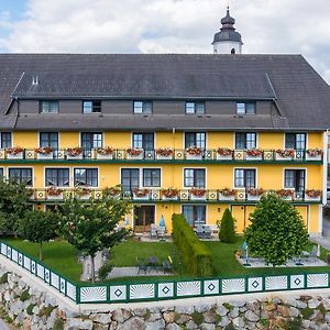 Hôtel Florianihof à Miesenbach  Exterior photo