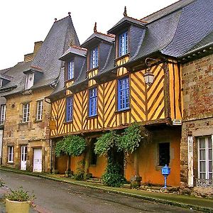 Bed and Breakfast Logis de la Filanderie à Bécherel Exterior photo