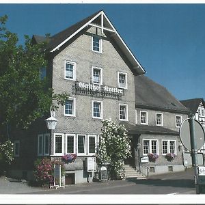 Hotel Gasthof Kettler à Assinghausen Exterior photo