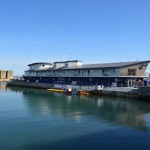 Aparthotel Crabbers' Wharf à Portland Exterior photo