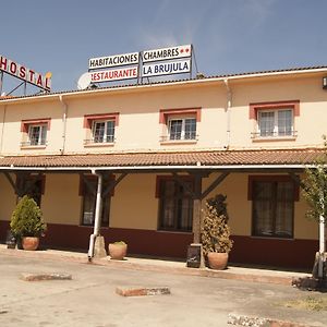 Hotel Hostal Hermanos Gutierrez à Monasterio de Rodilla Exterior photo