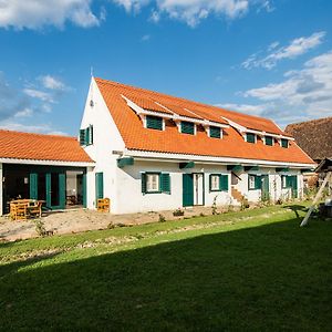 Bed and breakfast Cloasterf Haus Exterior photo