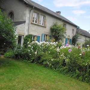 Bed and Breakfast Domaine de Benveau à Brécy Exterior photo