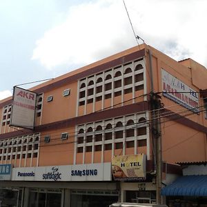 Akr Hotel Kilinochchi Exterior photo