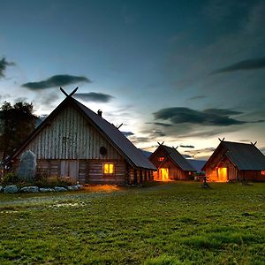 Villa Viking Cabins - Mit Fablab - Solvik à Kvalvik  Exterior photo