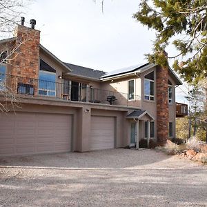 Bed and Breakfast Harmony Belle At Kolob Canyon à New Harmony Exterior photo