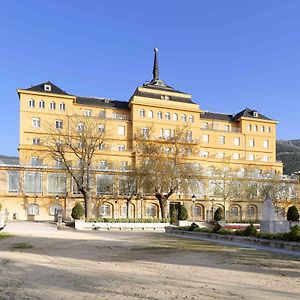 Hotel Exe Victoria Palace à San Lorenzo de El Escorial Exterior photo