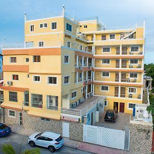 Tropical Island Apartahotel Saint-Domingue Exterior photo