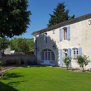 Bed and Breakfast La Closeraie à Champagné-les-Marais Exterior photo