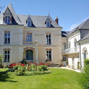 Bed and Breakfast La Roseraie à Neuville-du-Poitou Exterior photo