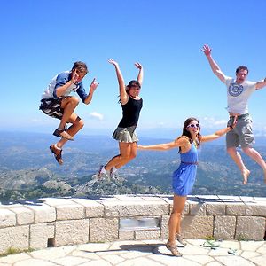 Montenegro Backpackers Home Kotor Exterior photo