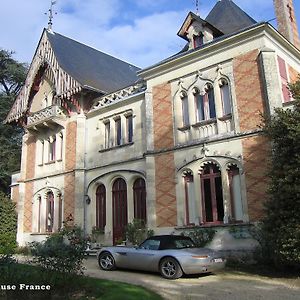 Bed and Breakfast Chateau Valcreuse à La Roche-Posay Exterior photo