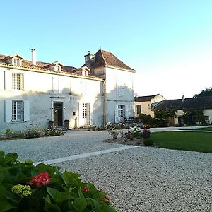 Hotel Domaine de Montboulard à Soyaux Exterior photo