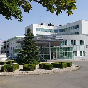 Hotel Jana Přerov Exterior photo