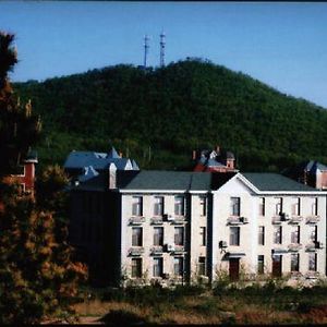 Golden Pebble Beach International Hotel Dalian Exterior photo