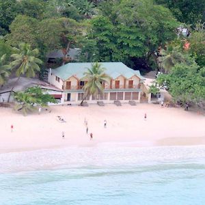 Hotel Clef des Iles à Beau Vallon  Exterior photo