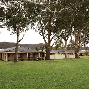 Zig Zag Motel & Apartments Lithgow Exterior photo