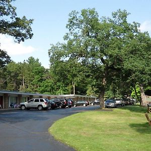 Indian Trail Motel Wisconsin Dells Exterior photo