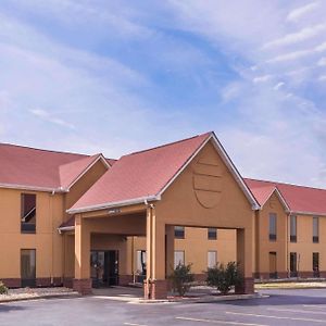 Hotel Super 8 By Wyndham Tallapoosa Exterior photo