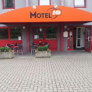 Motel 24H Hanovre Exterior photo