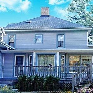 Bed and Breakfast The Sawyer House Bed & Breakfast à Sturgeon Bay Exterior photo