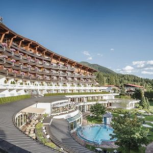 Hotel Krumers Alpin - Your Mountain Oasis à Seefeld in Tirol Exterior photo