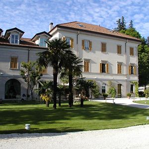 Art Hotel Varèse Exterior photo