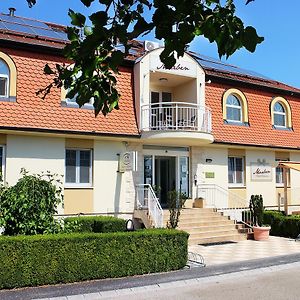 Marben Guesthouse Hegykő Exterior photo