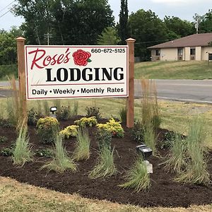 Hotel Rose'S Lodging à Boonville Exterior photo