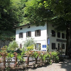 Hotel Locanda Dei Baroni - Antica Dimora à Camaldoli Exterior photo