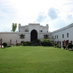 Hotel The Fort Ramgarh à Panchkula Exterior photo