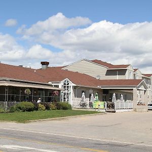 Hotel Auberge du Draveur à Maniwaki Exterior photo