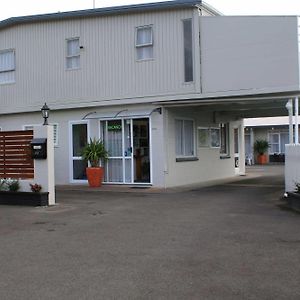 Fernleaf Motel Rotorua Exterior photo