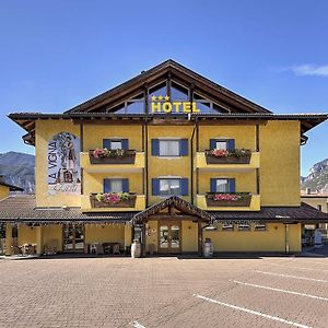 Hotel Garni La Vigna San Michele allʼAdige Exterior photo