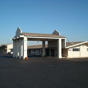 Regency Inn Perrysburg/Toledo Millbury Exterior photo