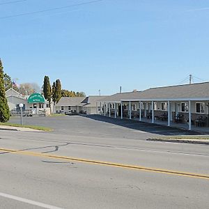 Wayside Motel Saint-Ignace Exterior photo