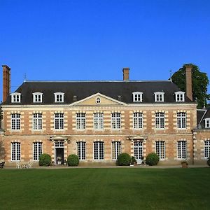 Bed and Breakfast Château de la Giraudière à Villeny Exterior photo